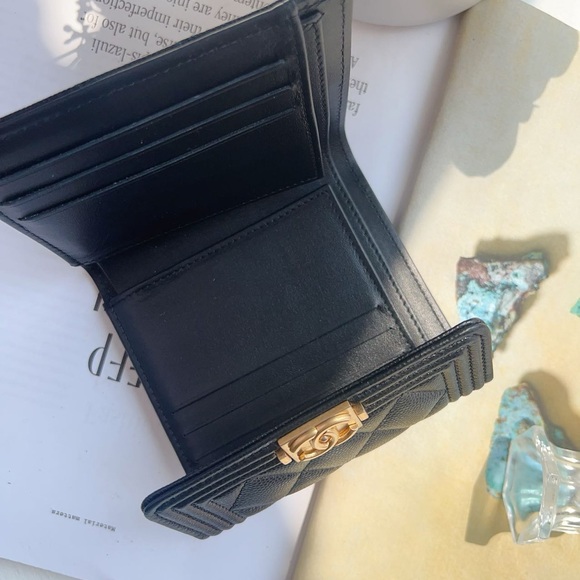 Chanel Boy Trifold Compact Wallet in Black Caviar - Picture 3 of 4